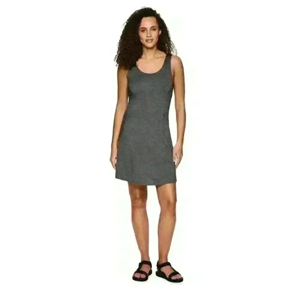 avalanche Dresses & Skirts - Avalanche Women's Gray Sleeveless Moisture Athletic Tank Dress,Size L NWT